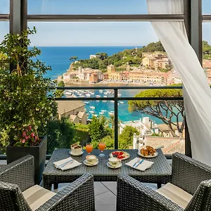 Vis A Vis Sestri Levante